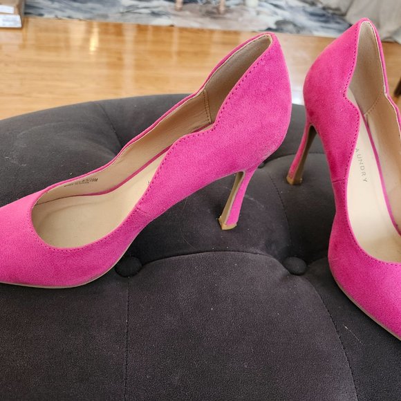 Chinese Laundry Spice Pumps - Picture 2 of 4